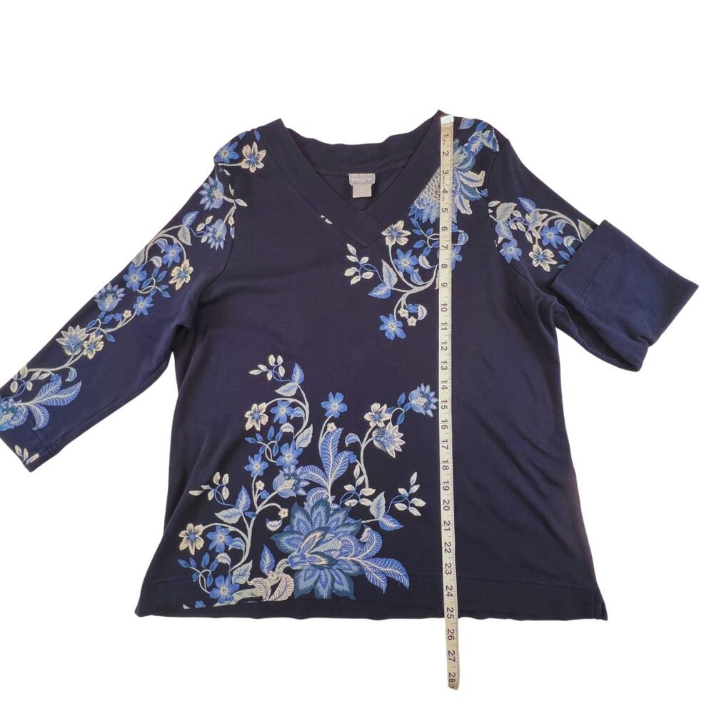 Chicos Top 2 Large Midnight Blue Artisan Floral V Neck Resort Wear Chic Blouse - Picture 4 of 9
